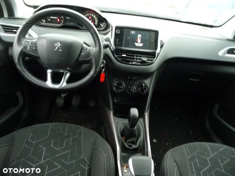 Peugeot 2008 PureTech 82 Allure - 7