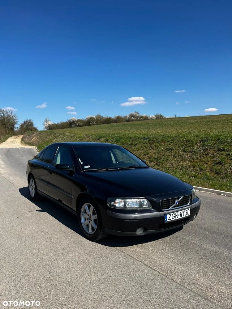 Volvo S60 2.4 D5 - 1