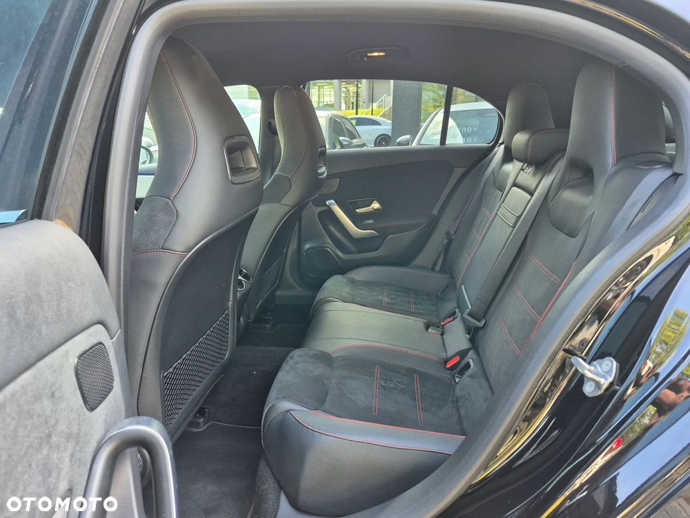 Mercedes-Benz Klasa A 250 e PHEV AMG Line 8G-DCT - 23