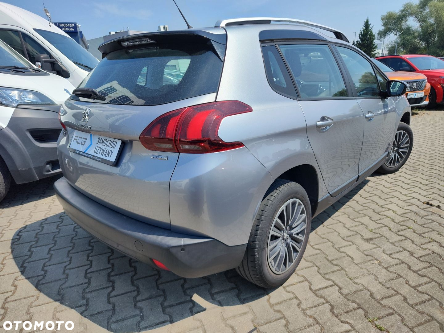 Peugeot 2008 1.2 Pure Tech Active - 6