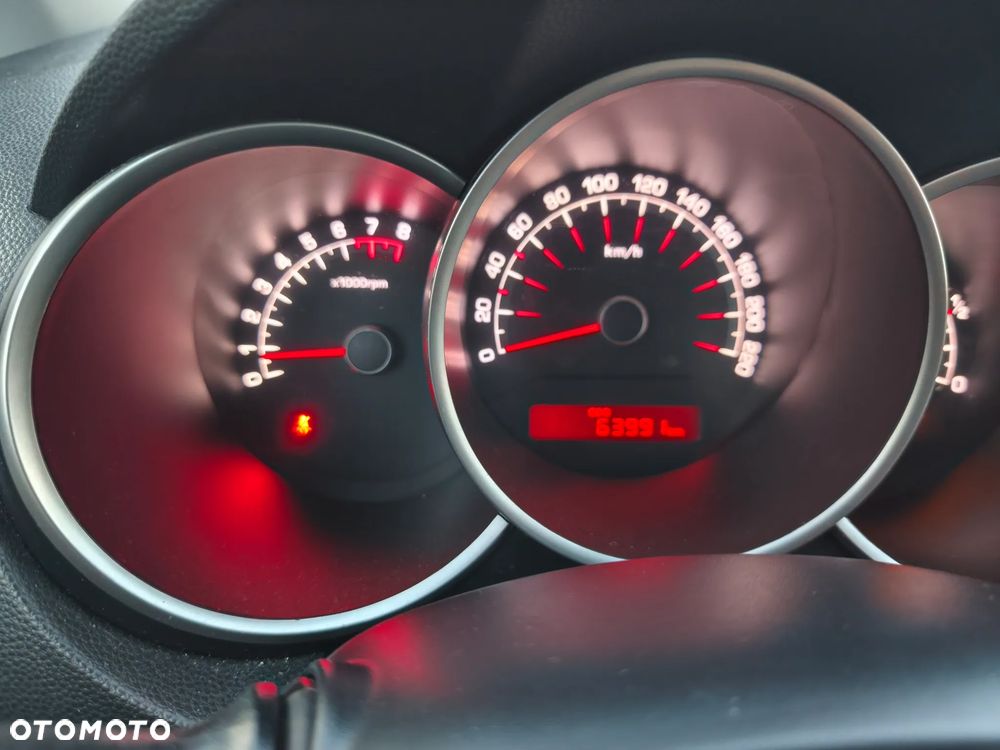 Kia Venga 1.6 Smart - 16