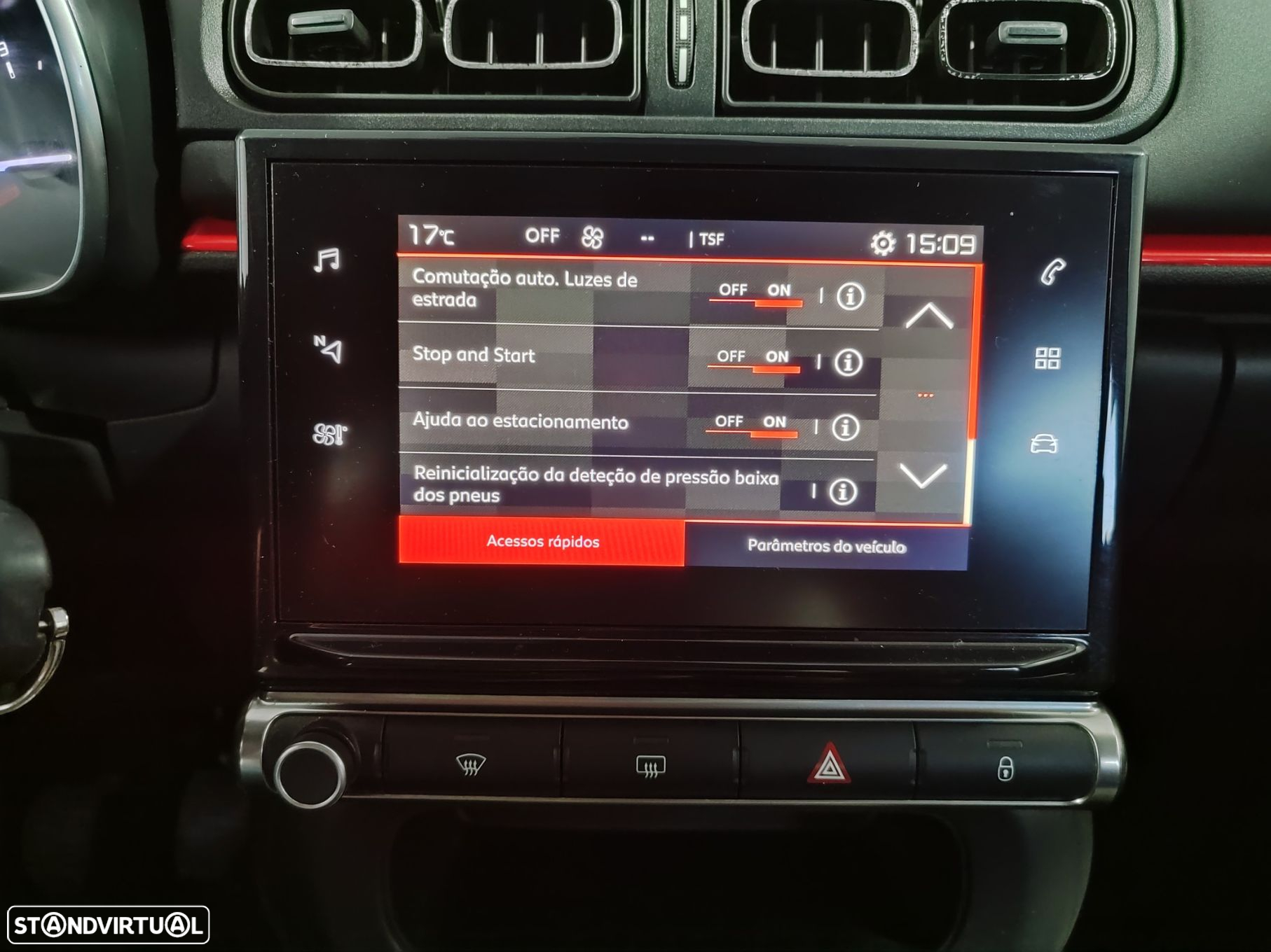 Citroën C3 1.2 PureTech Shine - 25