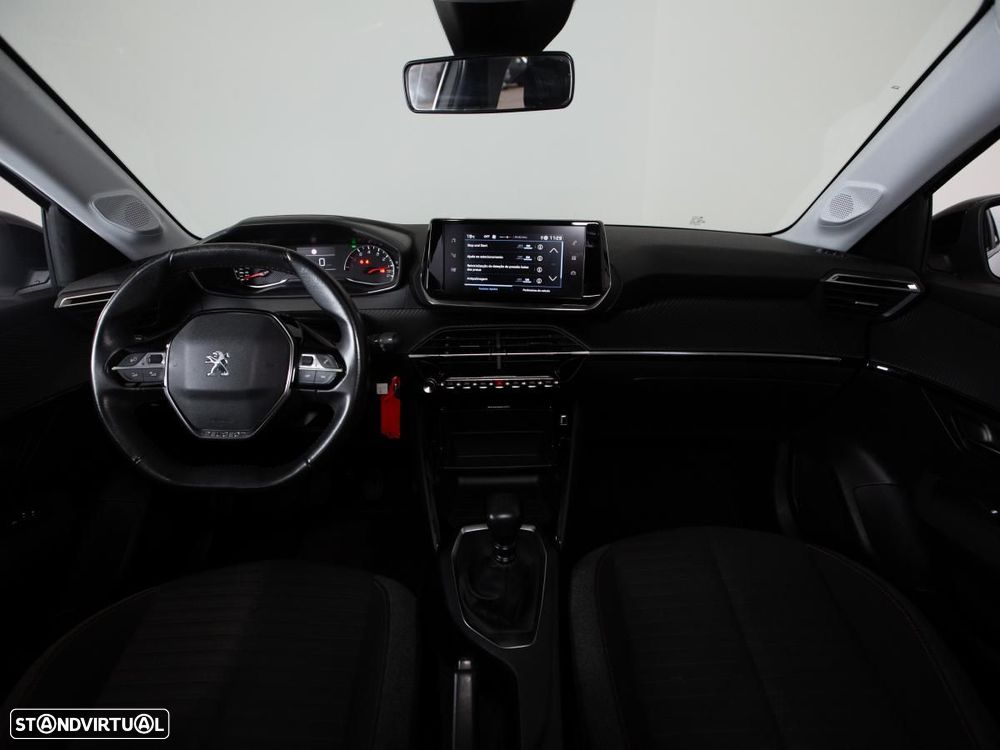 Peugeot 208 - 6