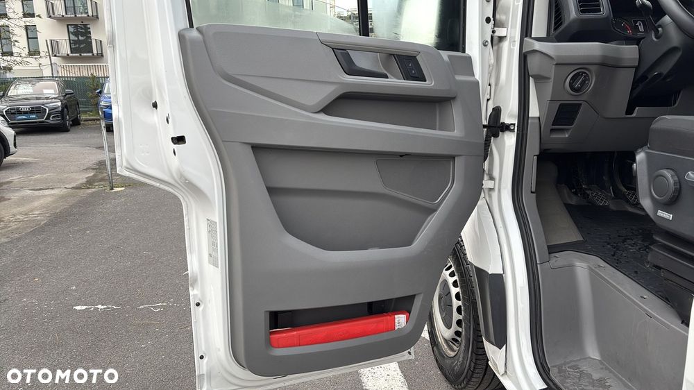 Volkswagen Crafter - 10