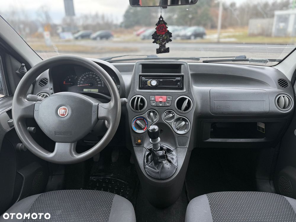 Fiat Panda 1.1 Active dla kobiet - 23
