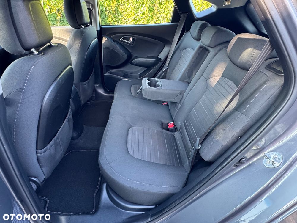Hyundai Tucson blue 1.6 GDi 2WD Intro Edition - 12