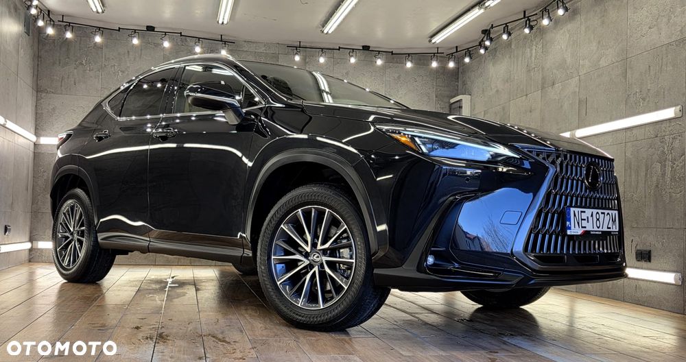 Lexus NX 350h - 2