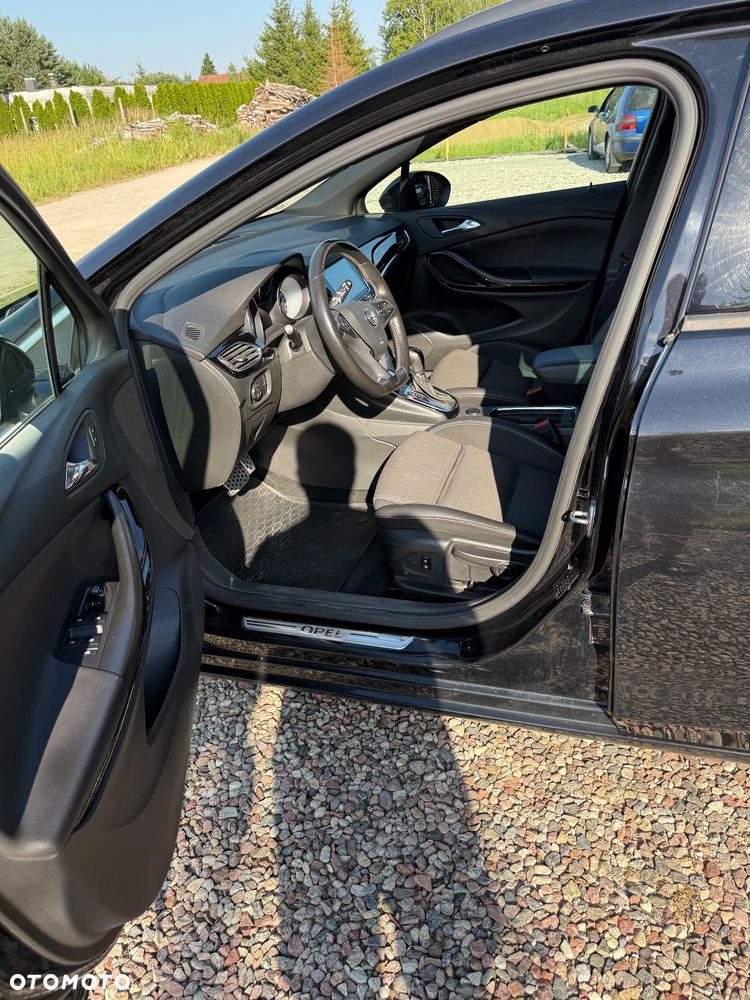 Opel Astra 1.6 CDTI Dynamic - 12