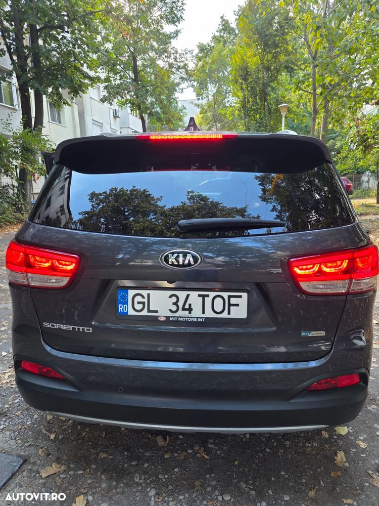 Kia Sorento 2.2 DSL 6AT 4x4 Cosmo - 7
