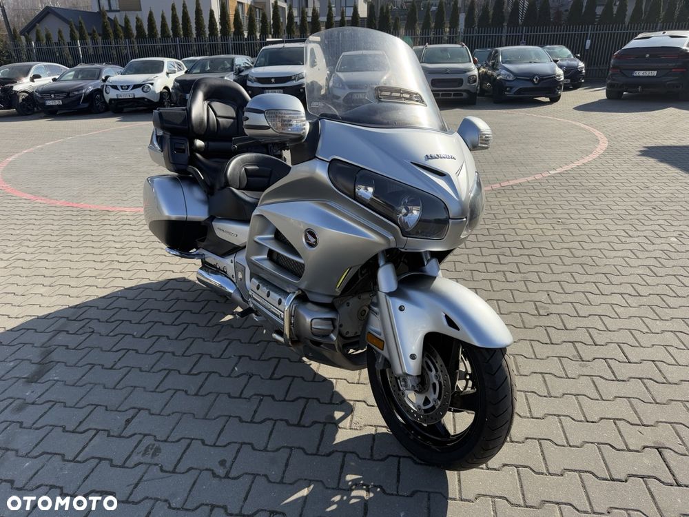 Honda GL - 4