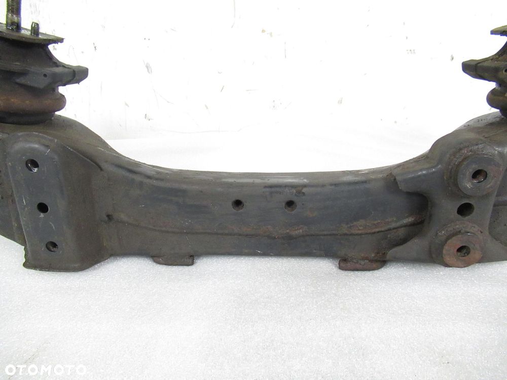 BELKA POD SILNIK LEXUS IS I IS200 - 3