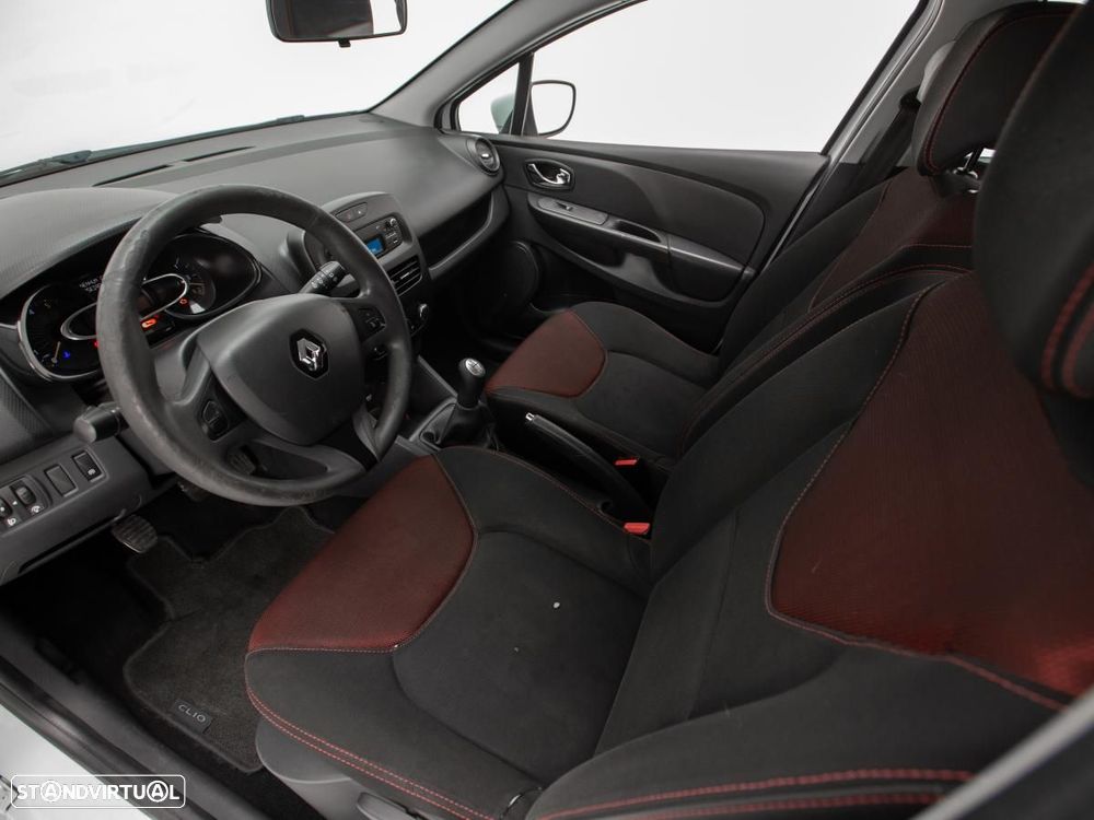 Renault Clio Sport Tourer 1.5 dCi Confort - 6