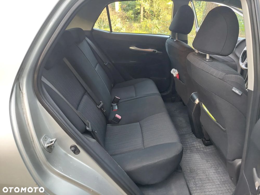 Toyota Auris 1.6 Premium - 12