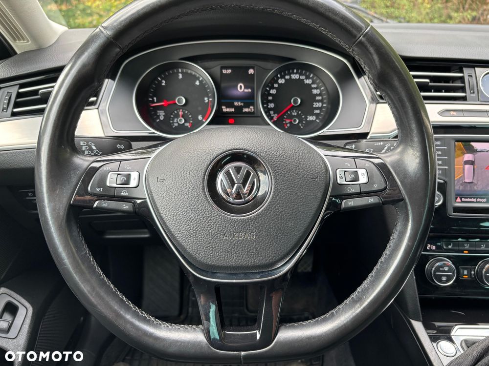 Volkswagen Passat 2.0 TDI SCR (BlueMotion Technology) Highline - 13