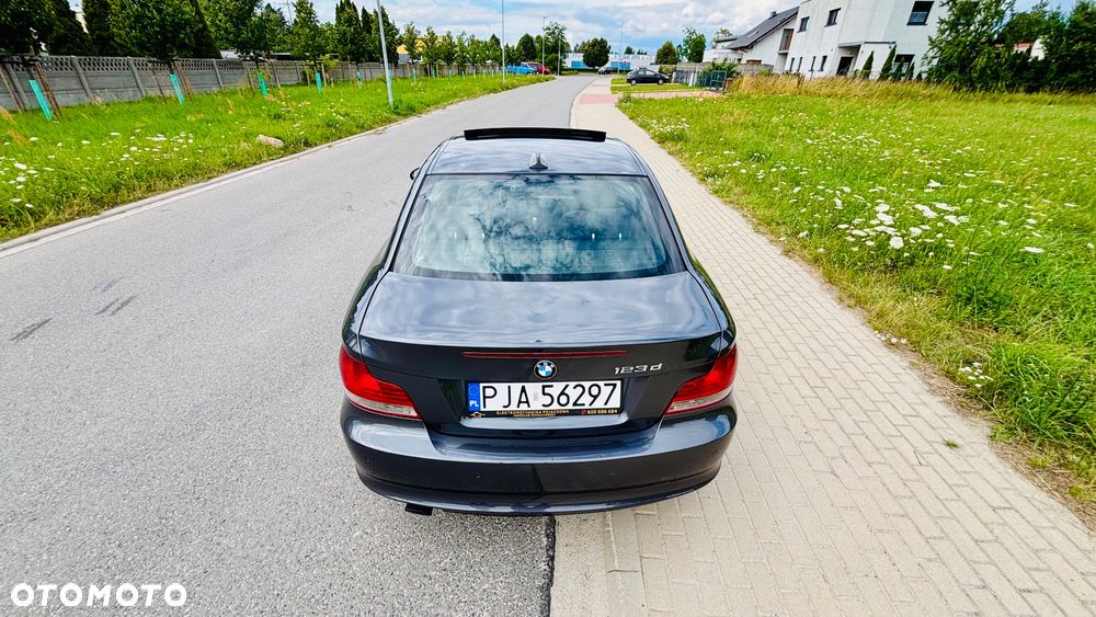 BMW Seria 1 123d - 9