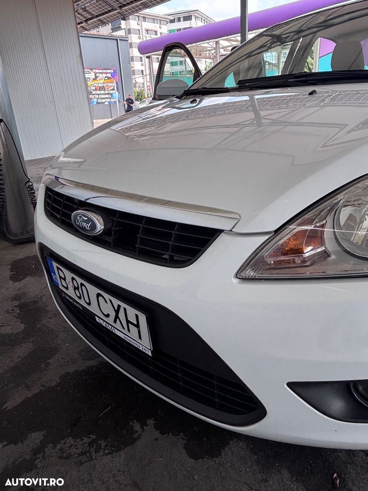 Ford Focus 1.6 TDCi Ambiente - 3
