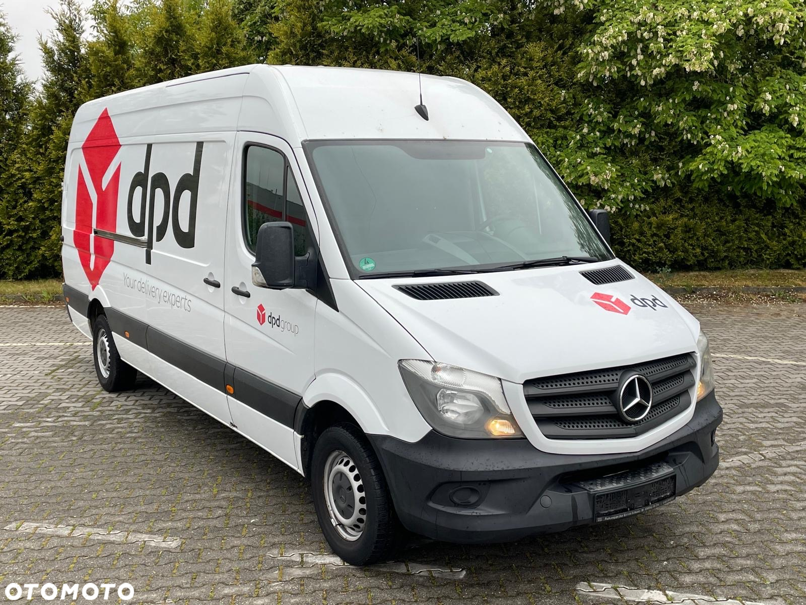 Mercedes-Benz 311 - 20