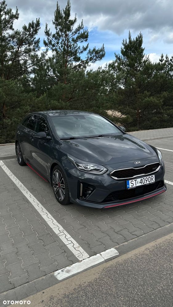 Kia ProCeed - 1