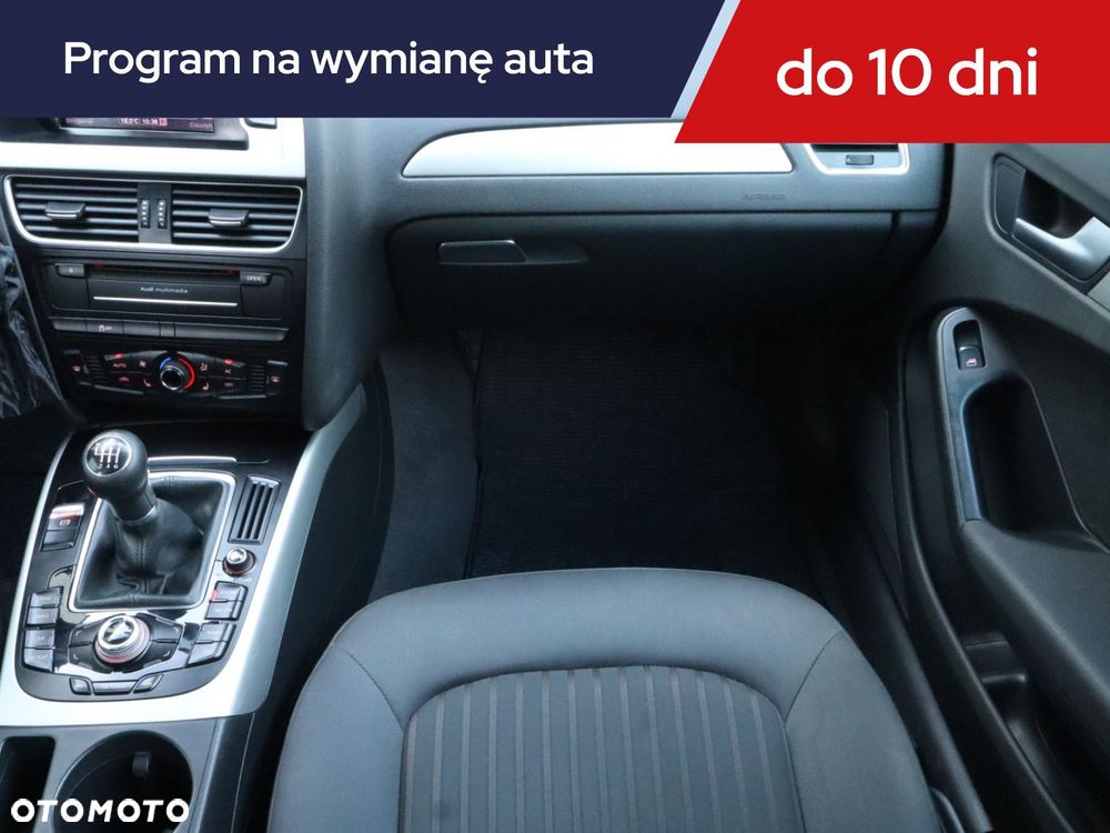 Audi A4 Avant - 10