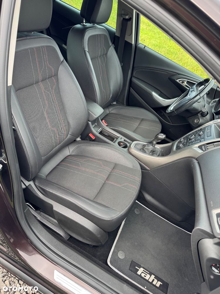 Opel Astra 1.4 Turbo Sports Tourer ecoFLEX Start/Stop 150 Jahre - 10