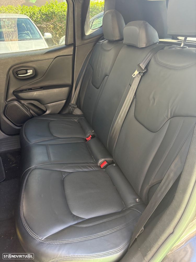 Jeep Renegade 1.3 T Orange Edition DCT - 12