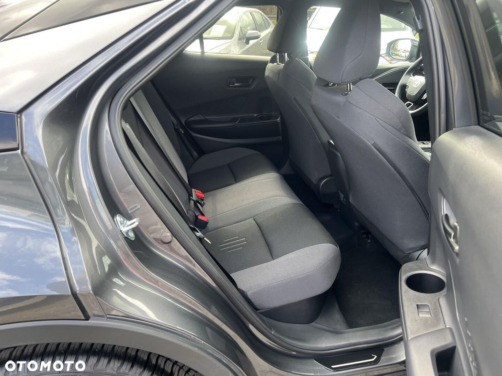 Toyota C-HR - 13