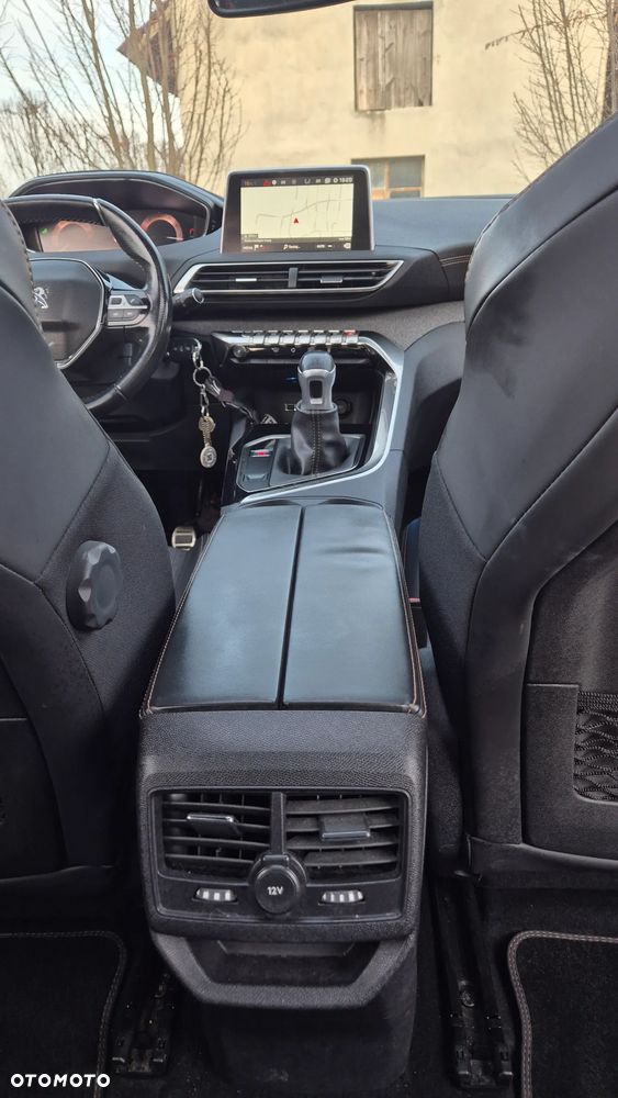 Peugeot 3008 PureTech 130 Stop & Start GPF Crossway - 20