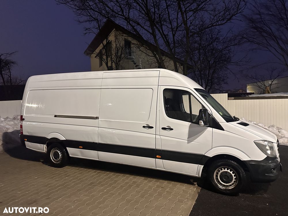 Mercedes-Benz Sprinter - 4