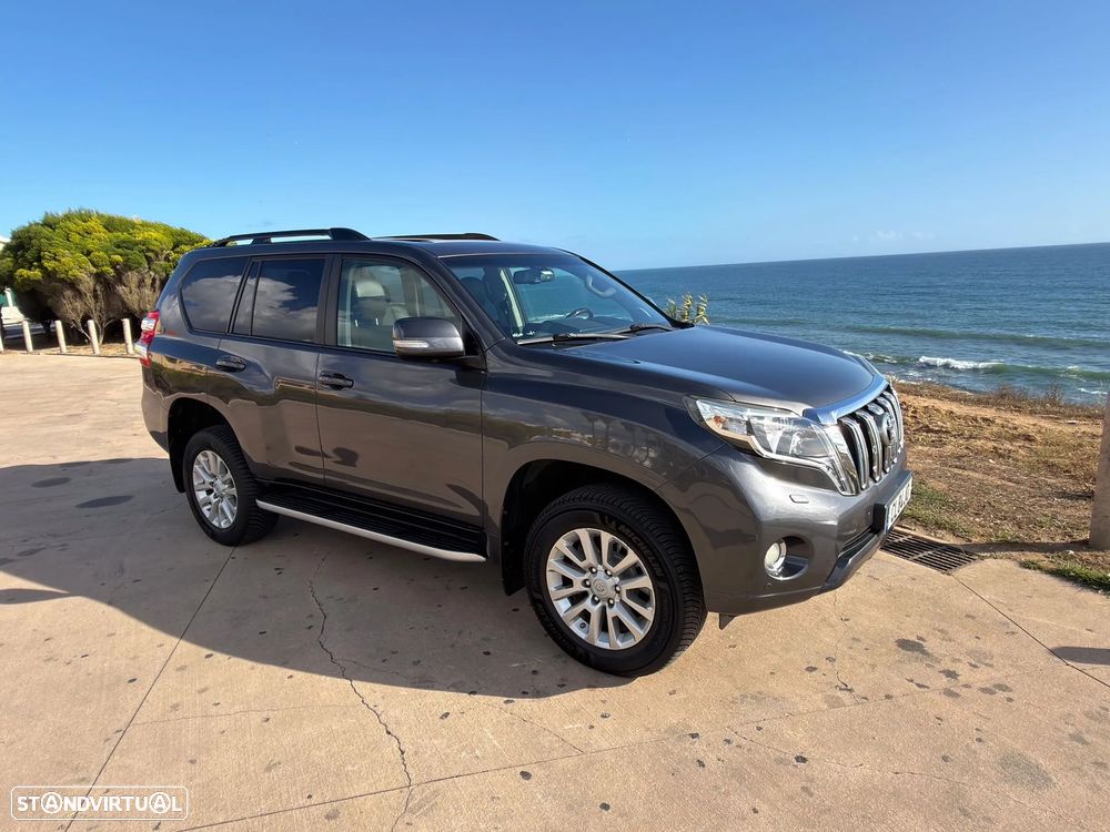 Toyota Land Cruiser 3.0 D-4D Luxury CA - 1