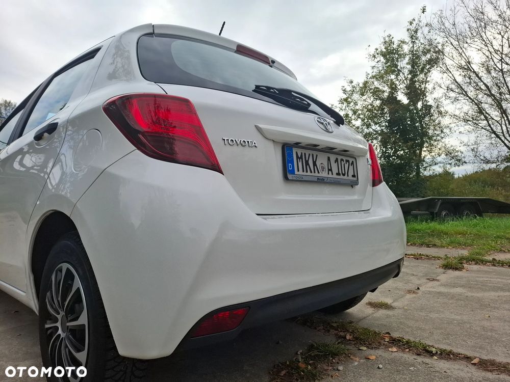 Toyota Yaris - 8