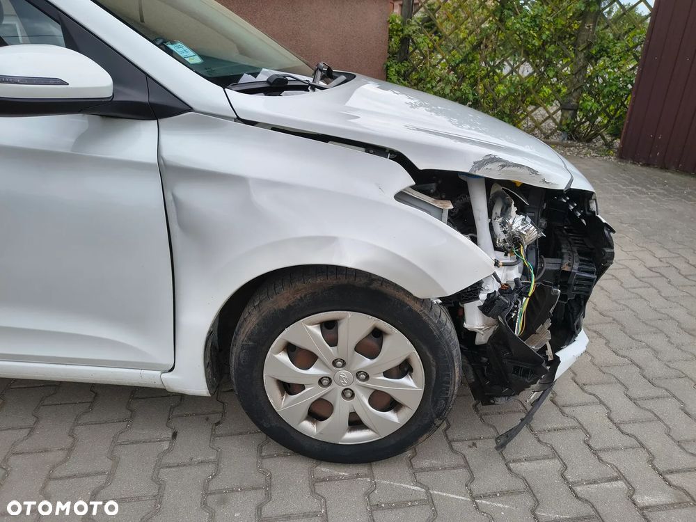 Hyundai i20 1.2 - 5