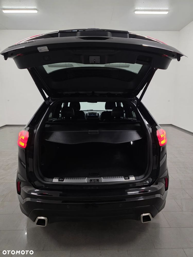 Ford Edge 2.0 EcoBlue Twin-Turbo 4WD ST-Line - 37