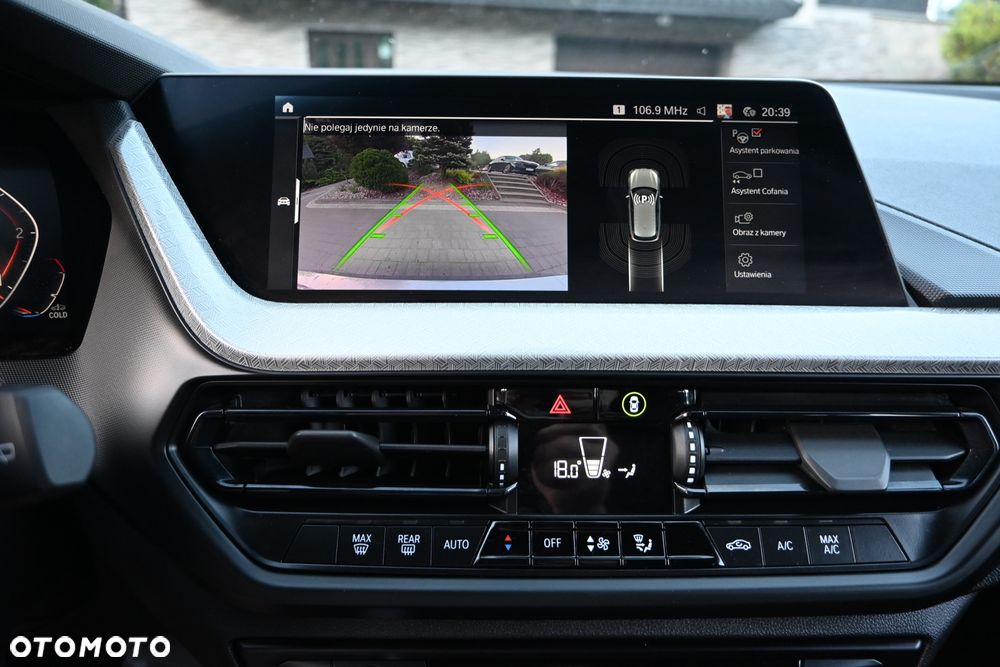 BMW Seria 1 118d Business Edition sport - 14
