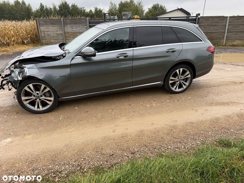 Mercedes-Benz Klasa C 300 de T 9G-TRONIC - 4