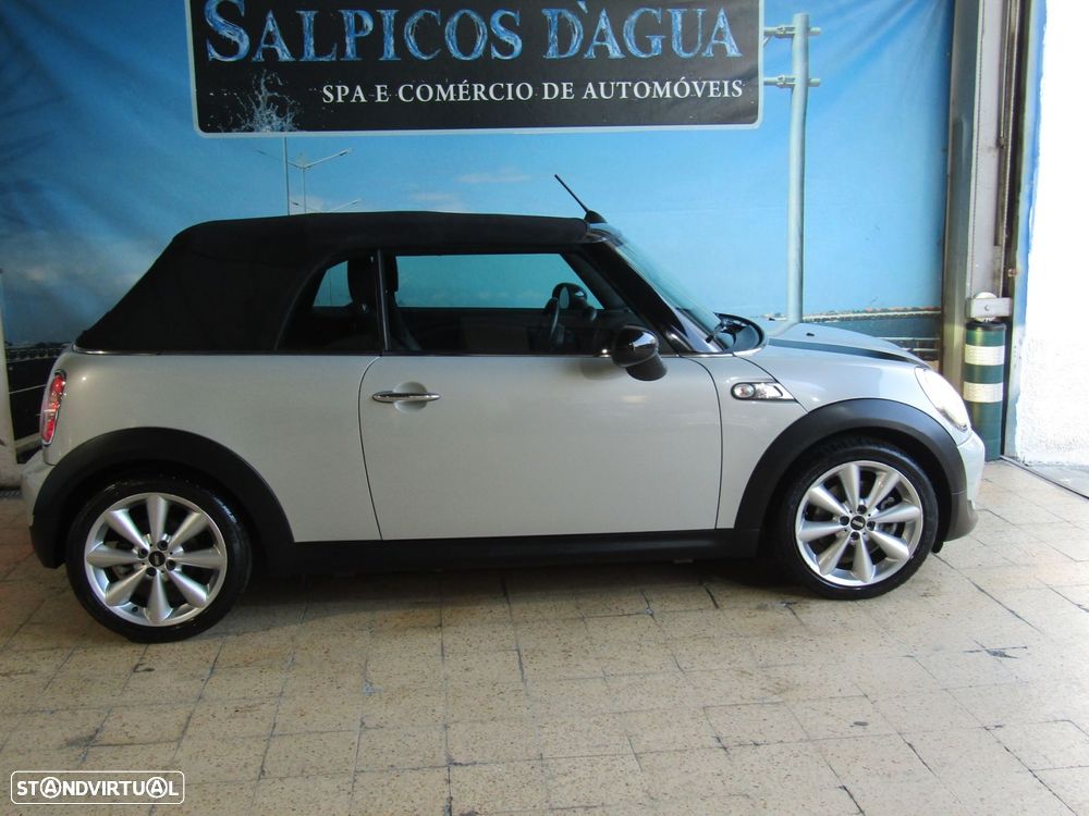 MINI Cabrio Cooper S - 8