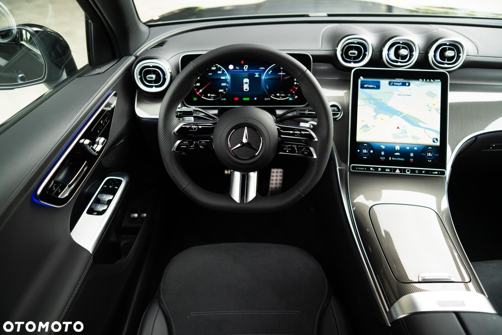 Mercedes-Benz GLC - 16