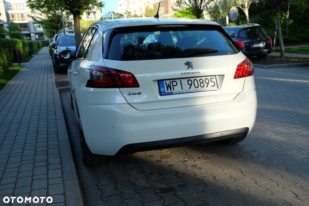 Peugeot 308 1.2 PureTech Active S&S EAT6 - 6