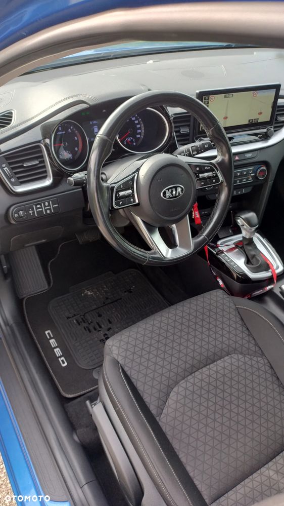 Kia Ceed SW 1.6 CRDi DCT Platinum Edition - 31