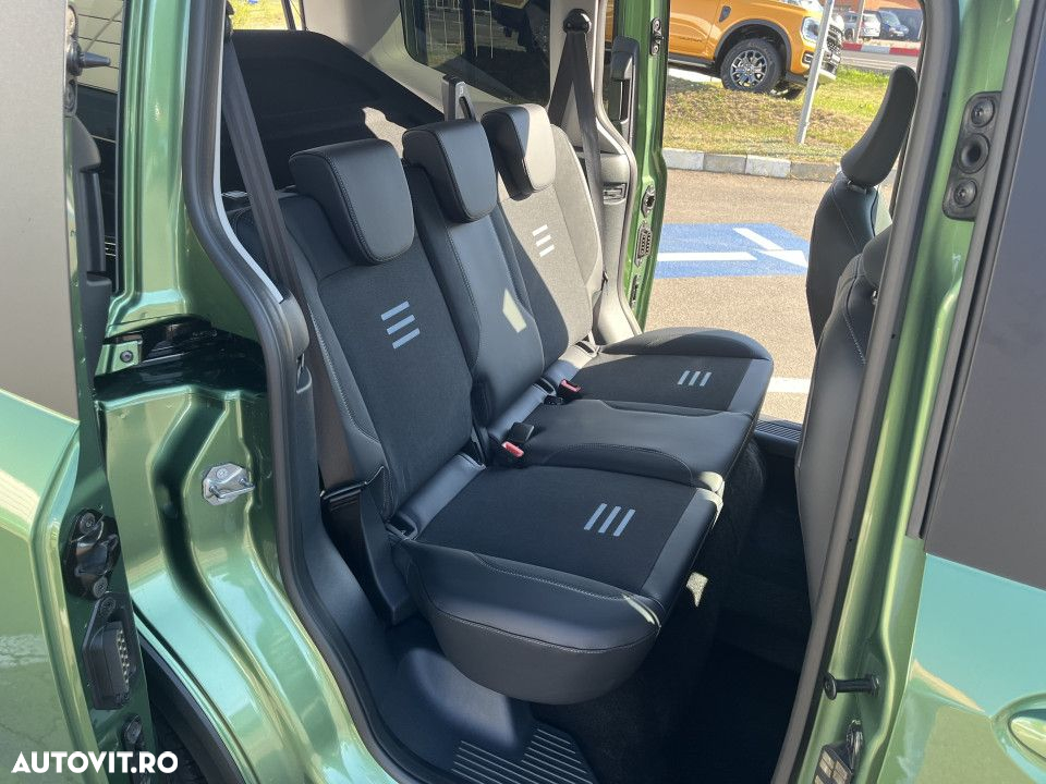 Ford Tourneo Courier - 11