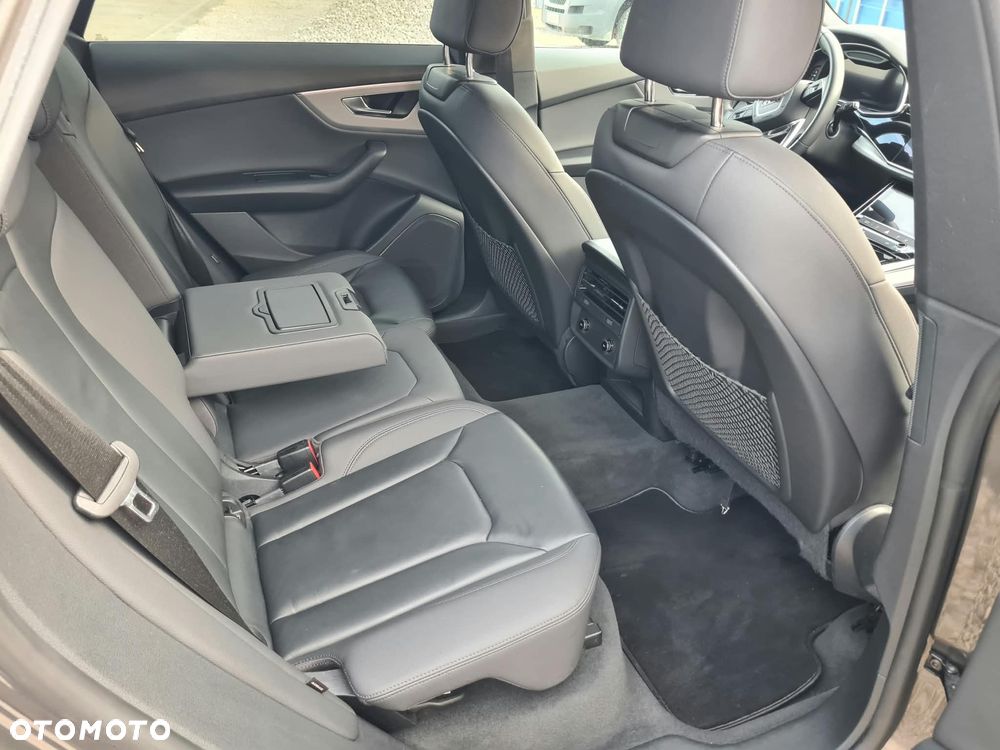 Audi Q8 50 TDI mHEV Quattro Black Edition Tiptronic - 17