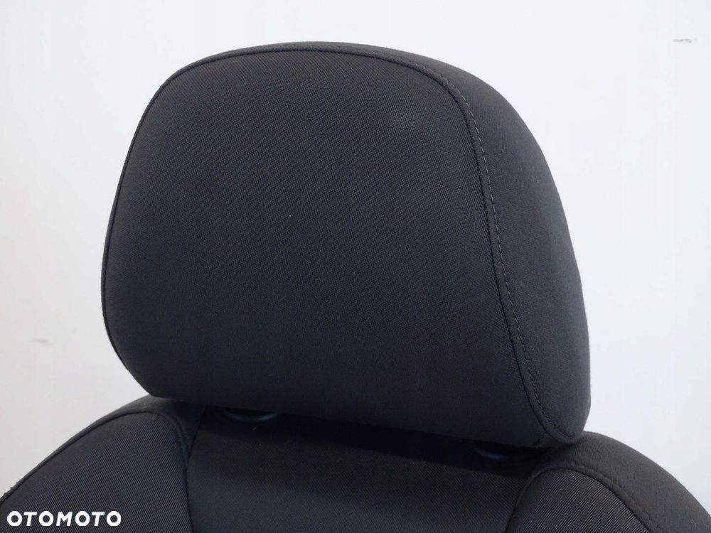 FOTEL PRAWY PRZÓD PRZEDNI PASAŻERA AUDI A3 8V 5D SPORTBACK MATERIAŁOWY - 6