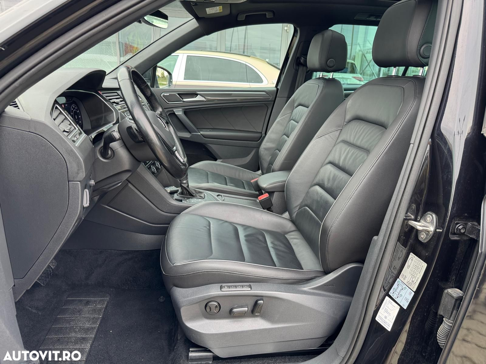 Volkswagen Tiguan 2.0 TDI SCR (BlueMotion Technology) DSG Highline - 27