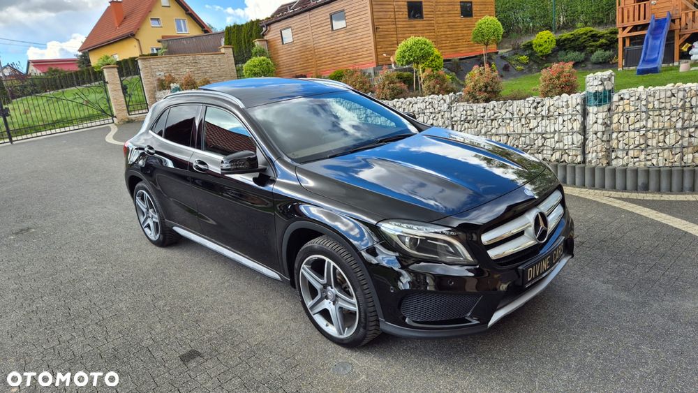 Mercedes-Benz GLA 200 7G-DCT AMG Line - 10