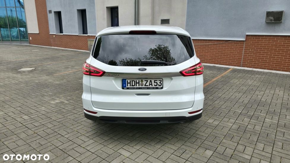 Ford S-Max 2.0 TDCi Titanium - 11