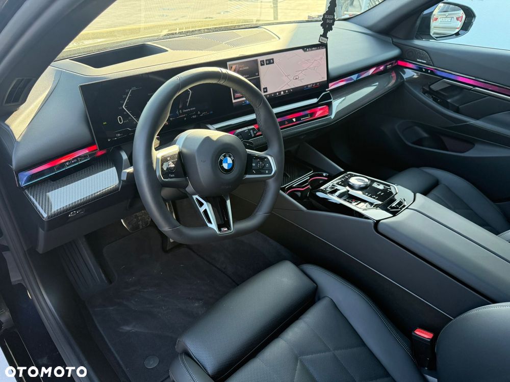 BMW Seria 5 520d - 29