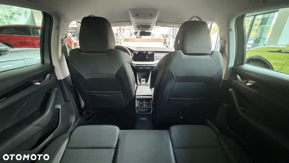 Skoda Octavia 2.0 TDI Edition 130 Selection DSG - 36