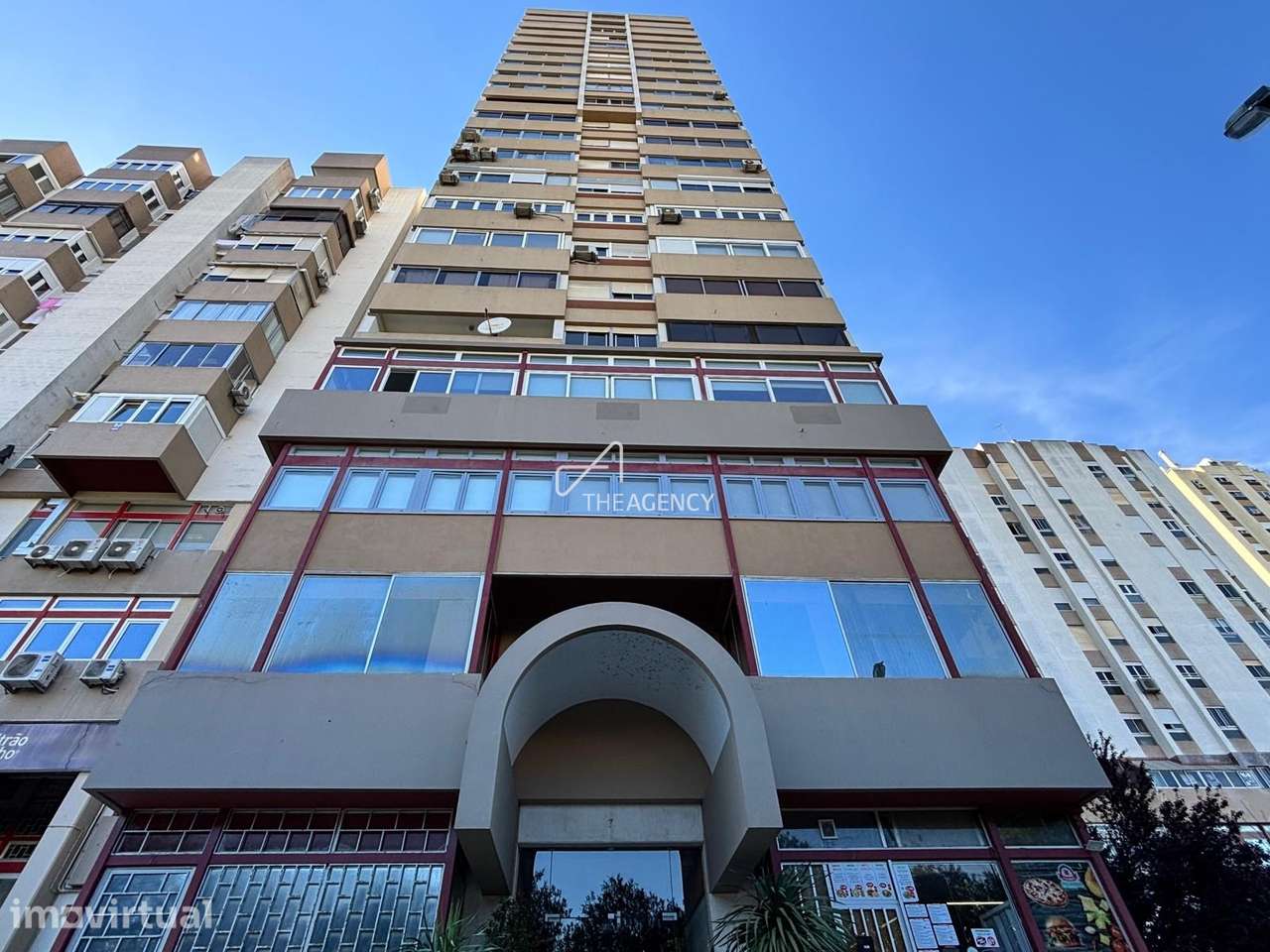 T3 no Areeiro: Vista Rio - 11º Andar - Garagem e Arrecadação - Grande imagem: 3/36