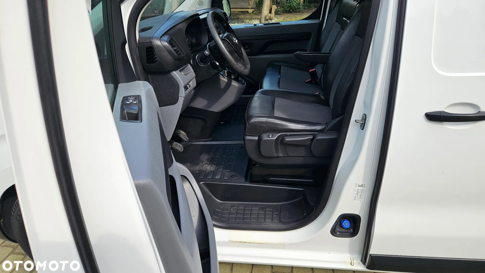 Toyota Proace 2,0D - 15