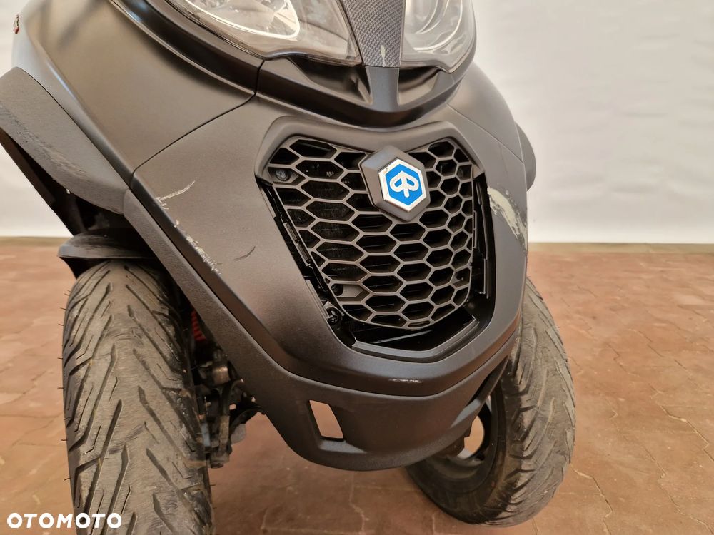Piaggio MP-3 - 15