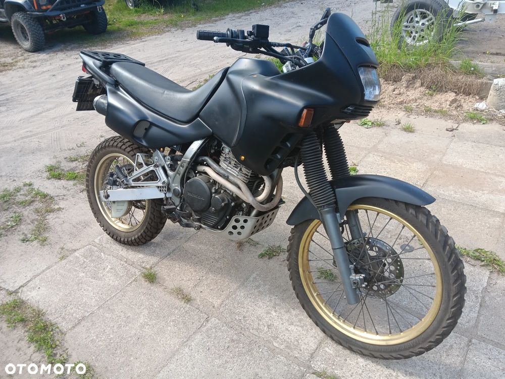 Honda NX - 8